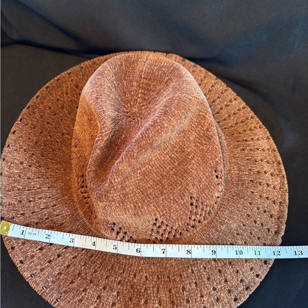 Four Buttons Hat - Picture 4 of 4